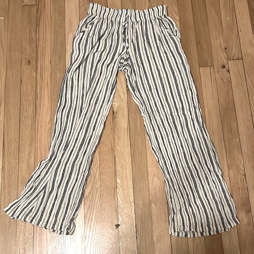 Black and white long comfy pants